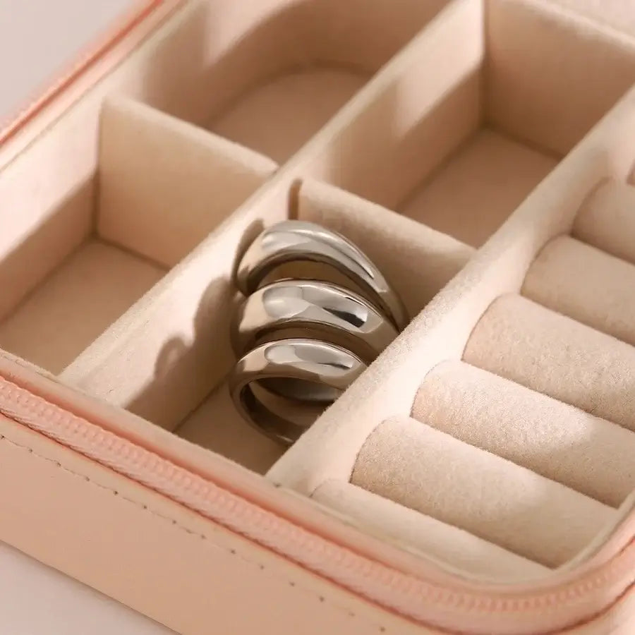 Continuum Ring