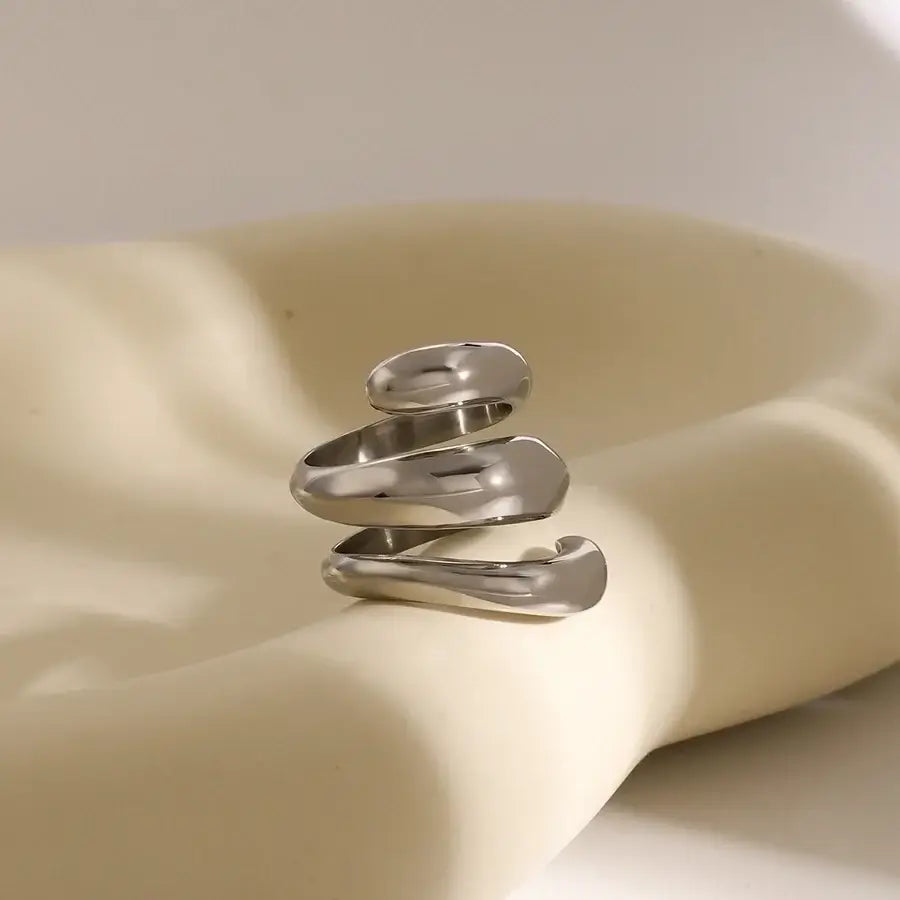 Continuum Ring