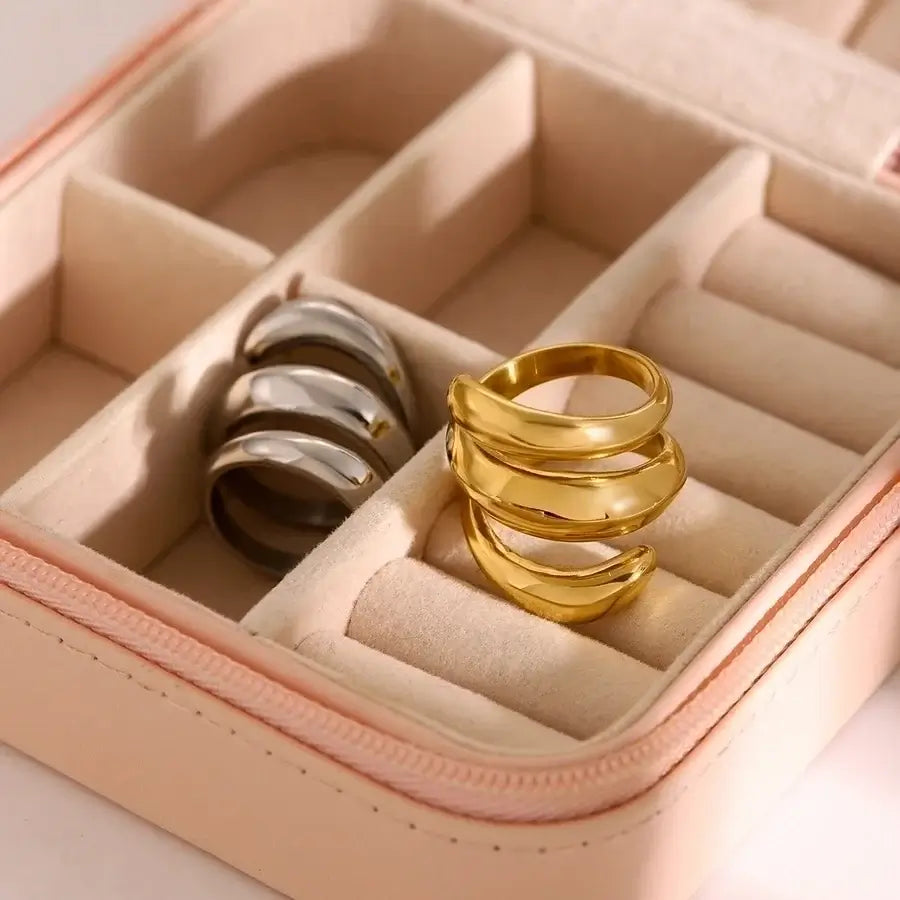 Continuum Ring