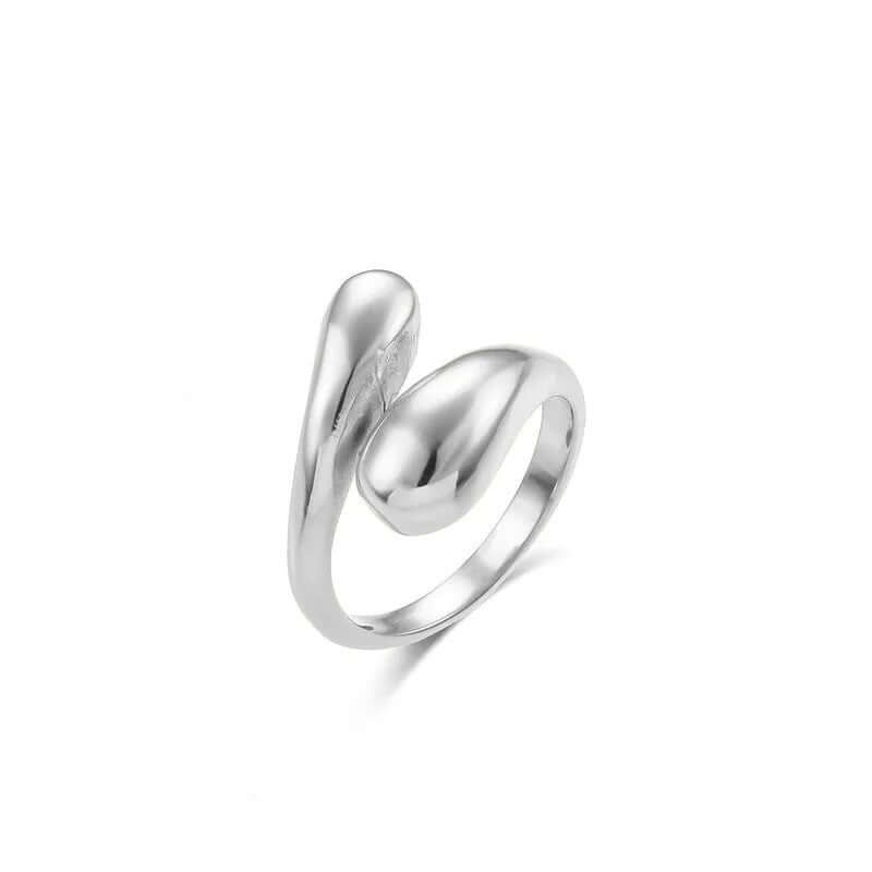 Curvilinear Chic Ring