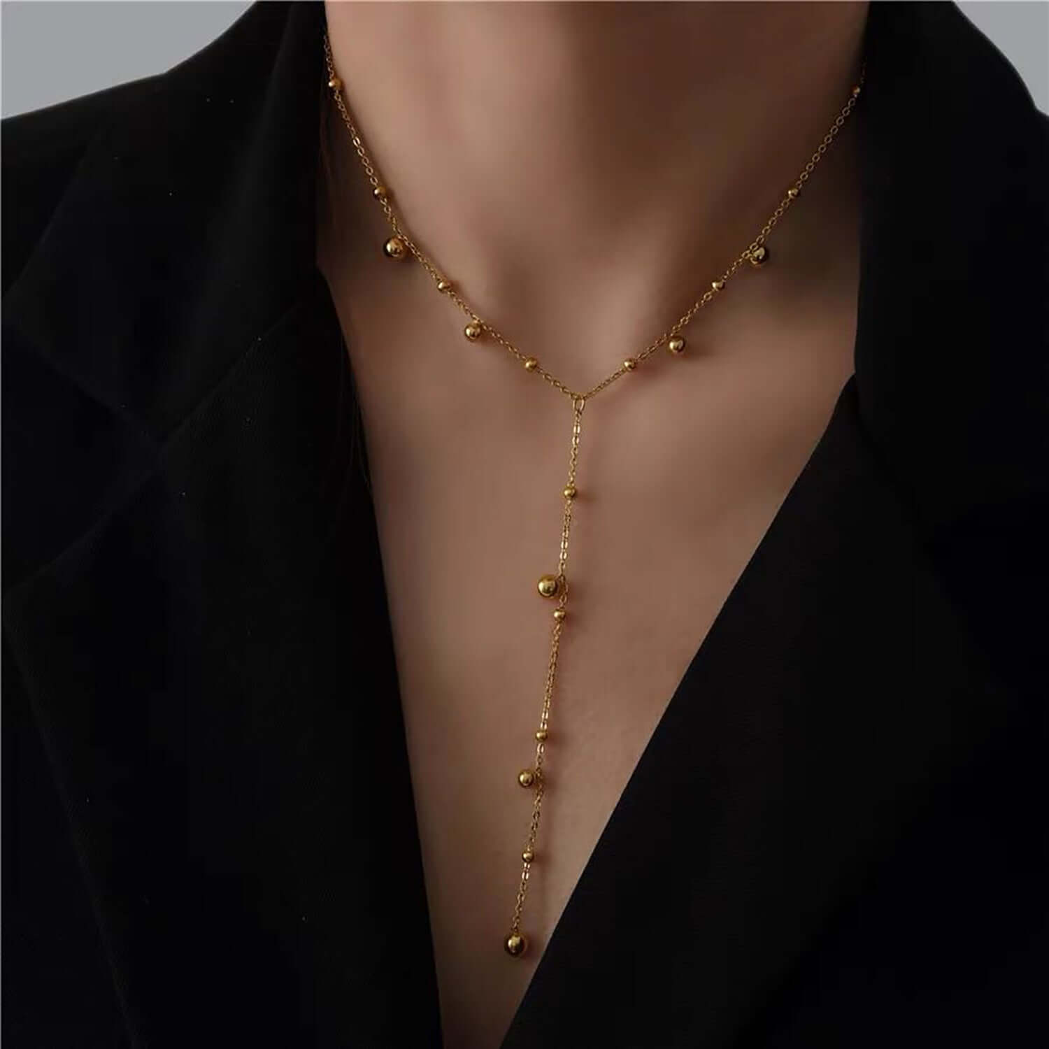 Downward Glance Necklace