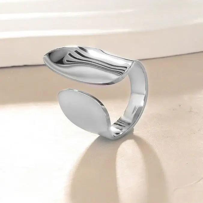 Freeform Flair Ring