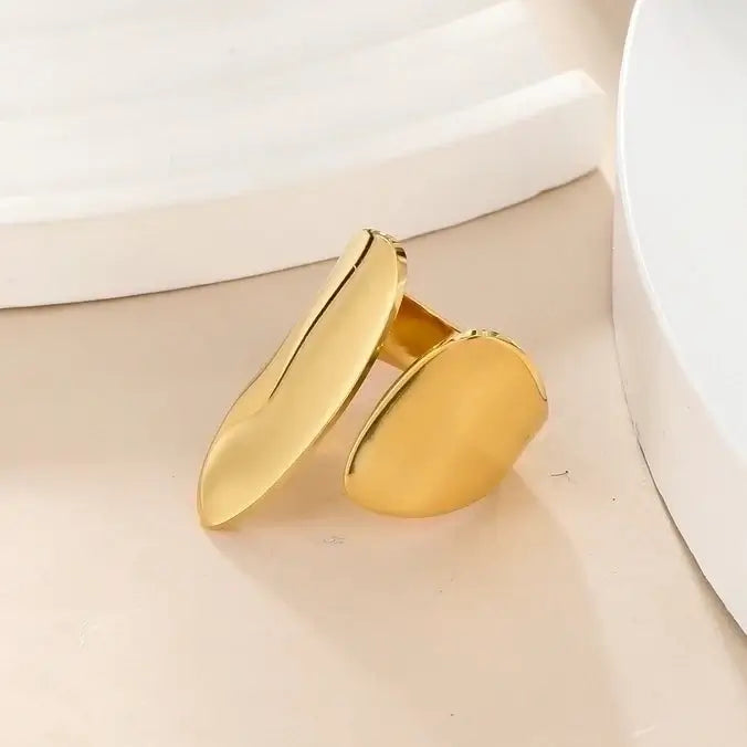 Freeform Flair Ring
