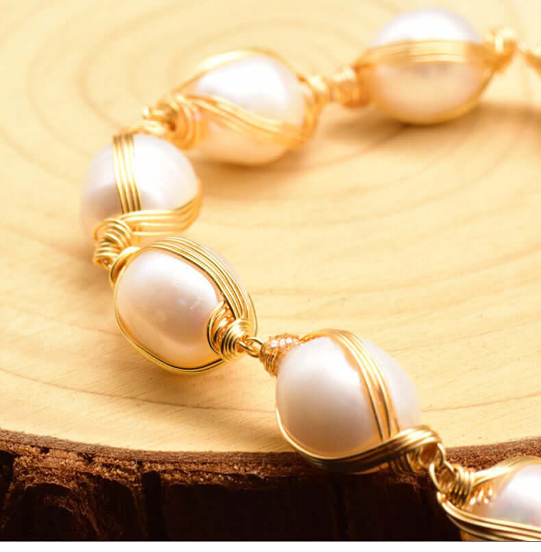 Retro Pearl Bracelet