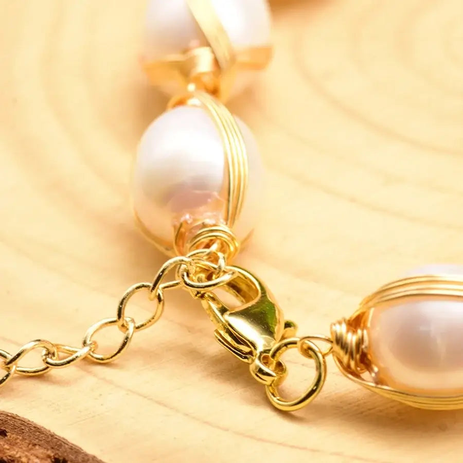 Retro Pearl Bracelet