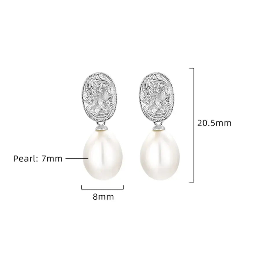 Royal Relic Elegant Charm & Style