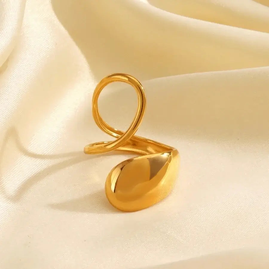 Signature Swirl Ring