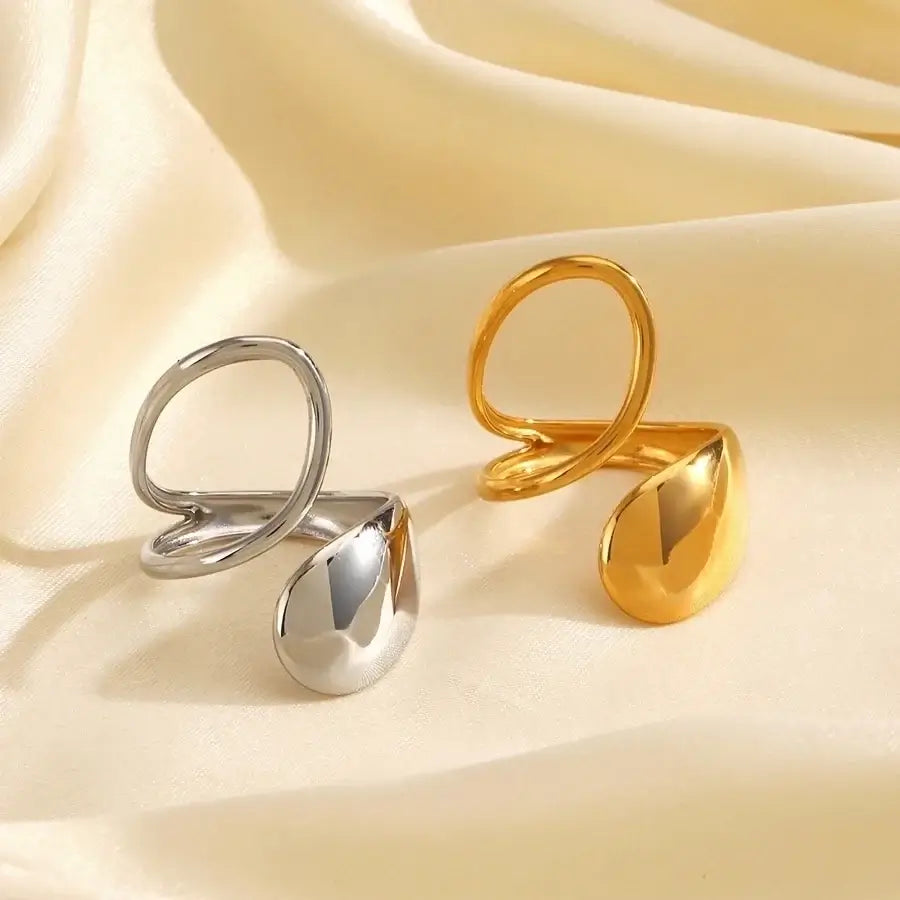 Signature Swirl Ring