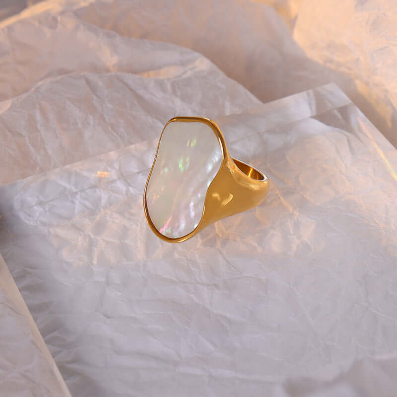 Voyage Shell Ring