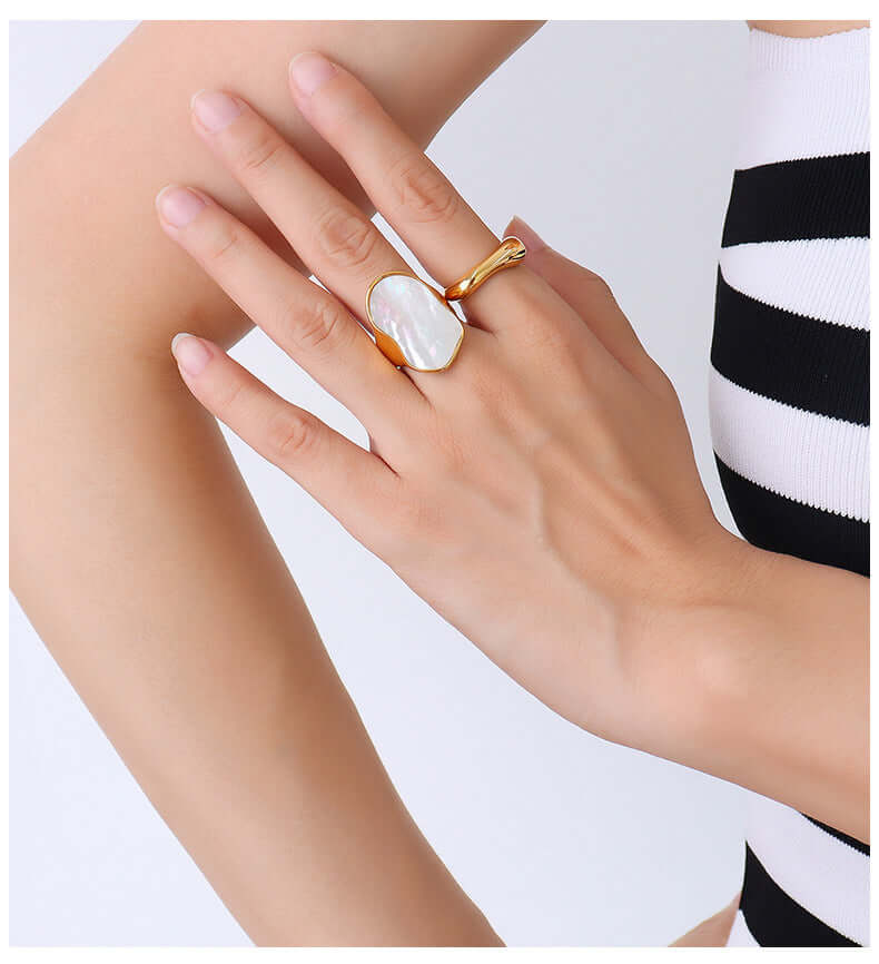 Voyage Shell Ring