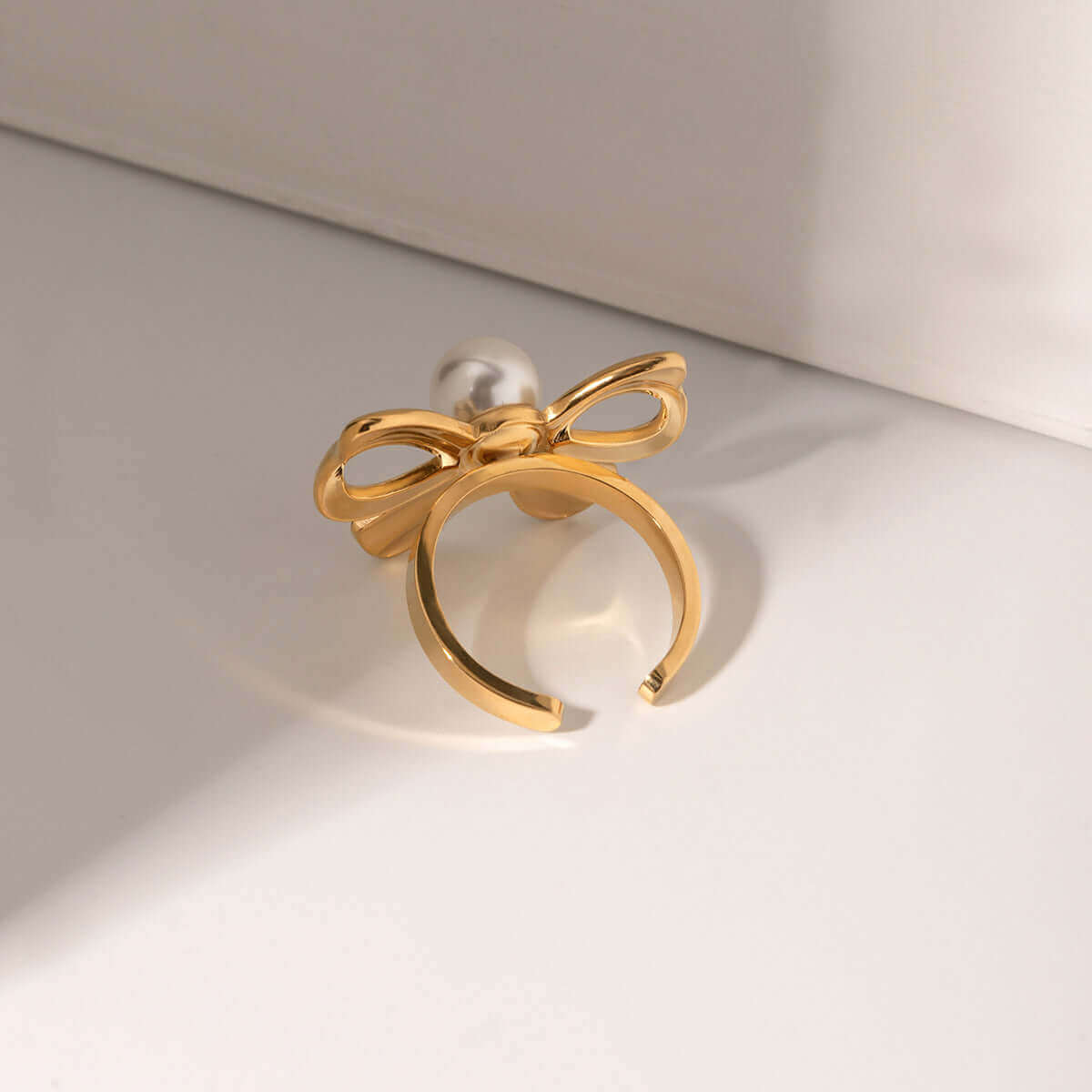 Bow Pearl Ring