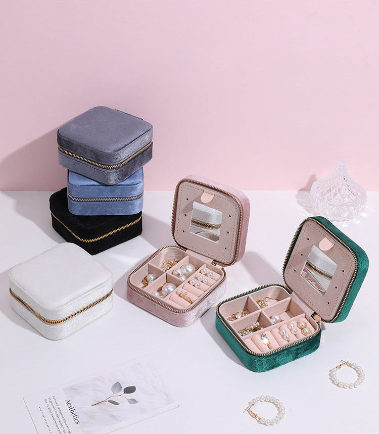 Compact Chic Jewelry Organizers