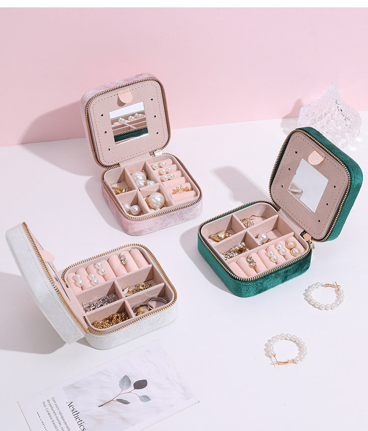 Compact Chic Jewelry Organizers