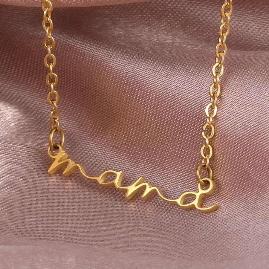 Letter Necklace "MAMA"