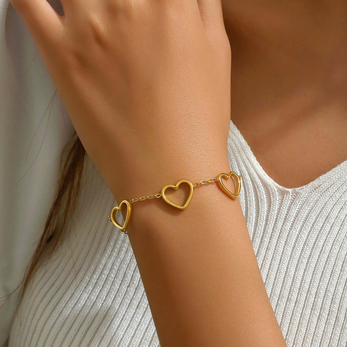 Sweet Heart Shape Bracelet