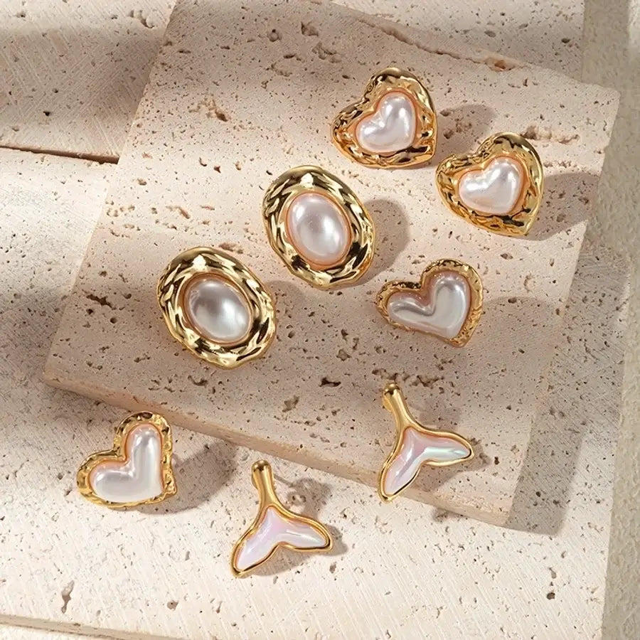 Sweet Oval & Heart Shape Pearl Ear Studs